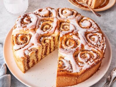 Airy Snail Cake: The Ultimate Easy-to-Make Dessert Delight
