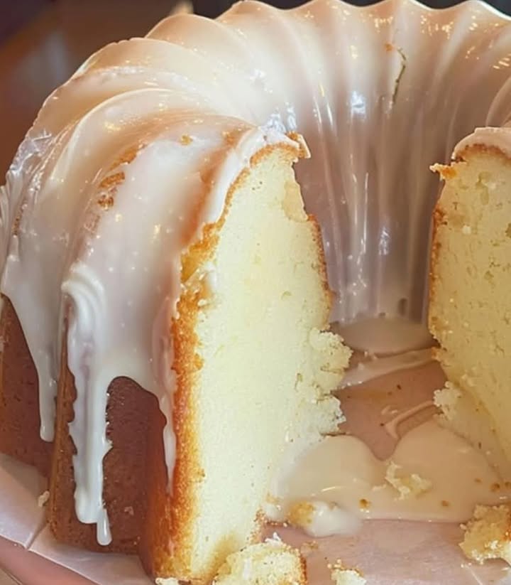 Lemon Sour Cream Cake