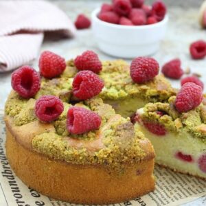 Raspberry Pistachio Delight: The Ultimate Easy Recipe