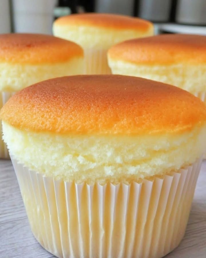 Creamy Milk Cupcakes
