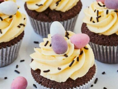 Egg Liqueur Cupcakes: Irresistibly Delicious & Easy to Make