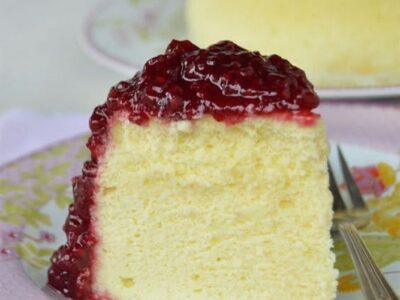 Japanese Cheesecake Delight: Effortlessly Light & Irresistible