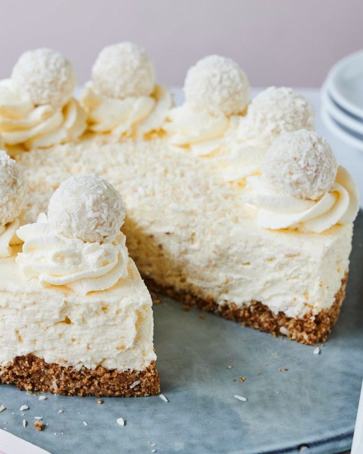 No-Bake Raffaello Cake