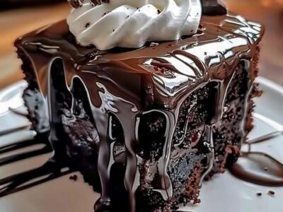 Warm Chocolate Delight: The Ultimate Decadent Treat
