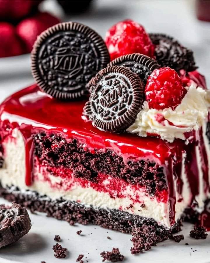 Velvet Oreo Cheesecake