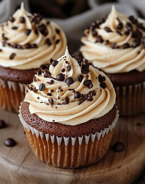 Chocolate Coffee Cupcakes: Best Rich and Savory Treat