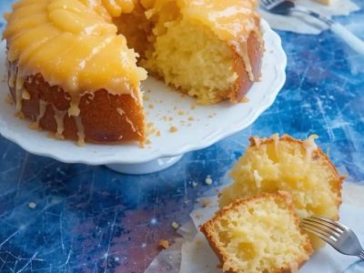 Juicy Pineapple Delight: Spongy, Sweet, and Irresistible Cake