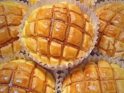 Sweet and Fluffy Pineapple Buns: Easy Recipe for Any Occasion