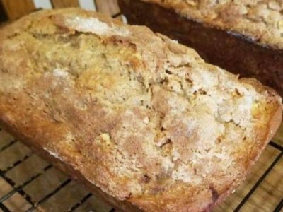 Cozy Cinnamon Apple Bread: A Heartwarming Fall Treat